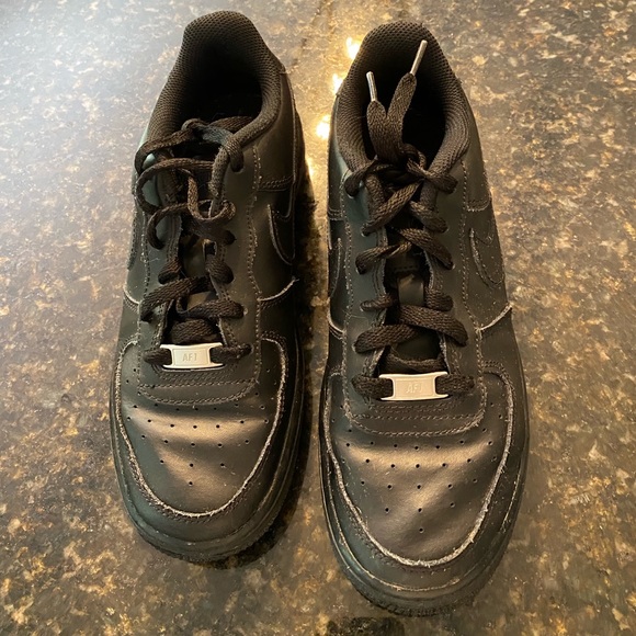 Air Force 1s, size: 6.5Y - Picture 3 of 3